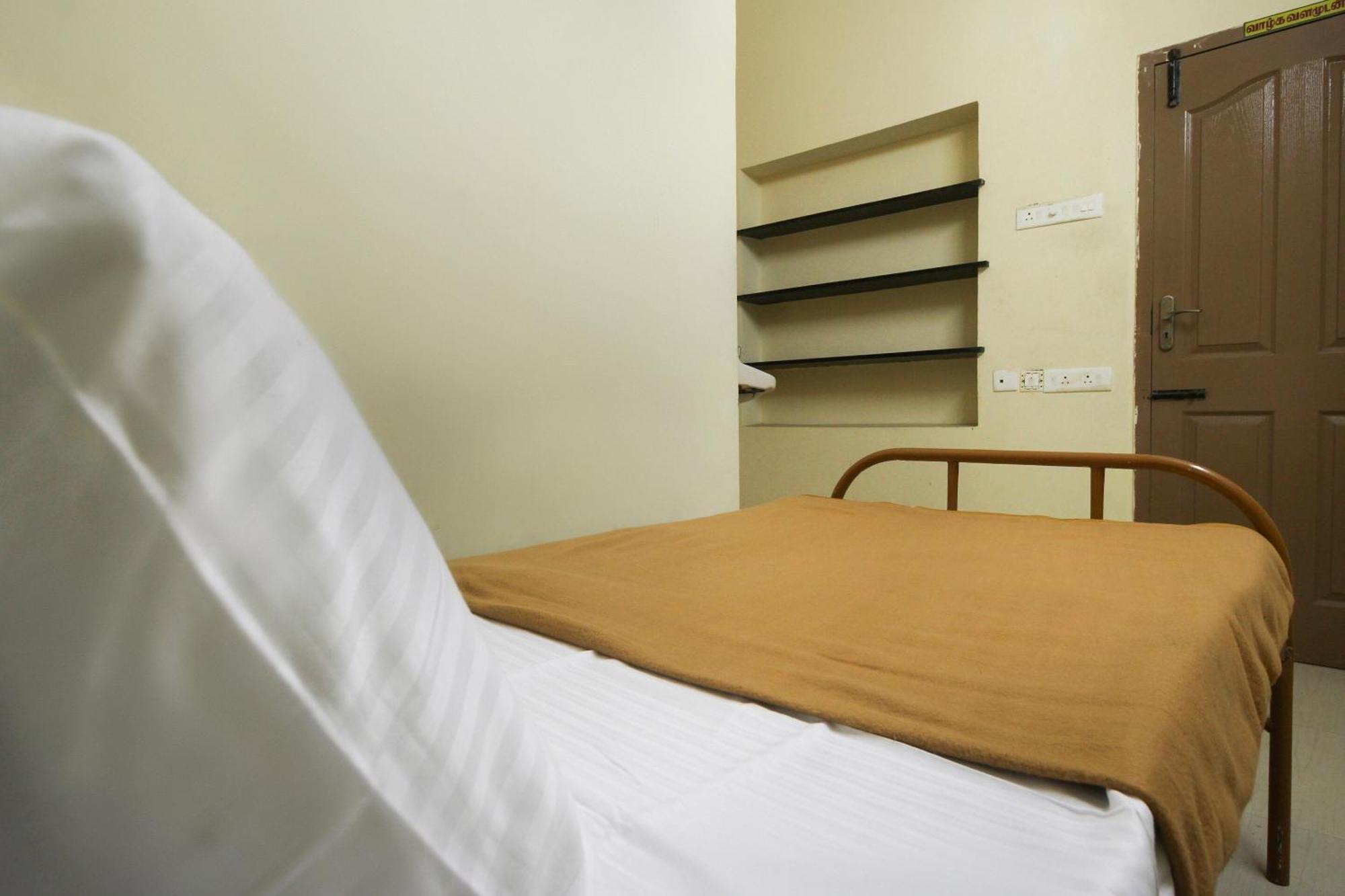 Spot On Jayalakshmi Residency Non Ac Hotel Kovilpatti Bagian luar foto