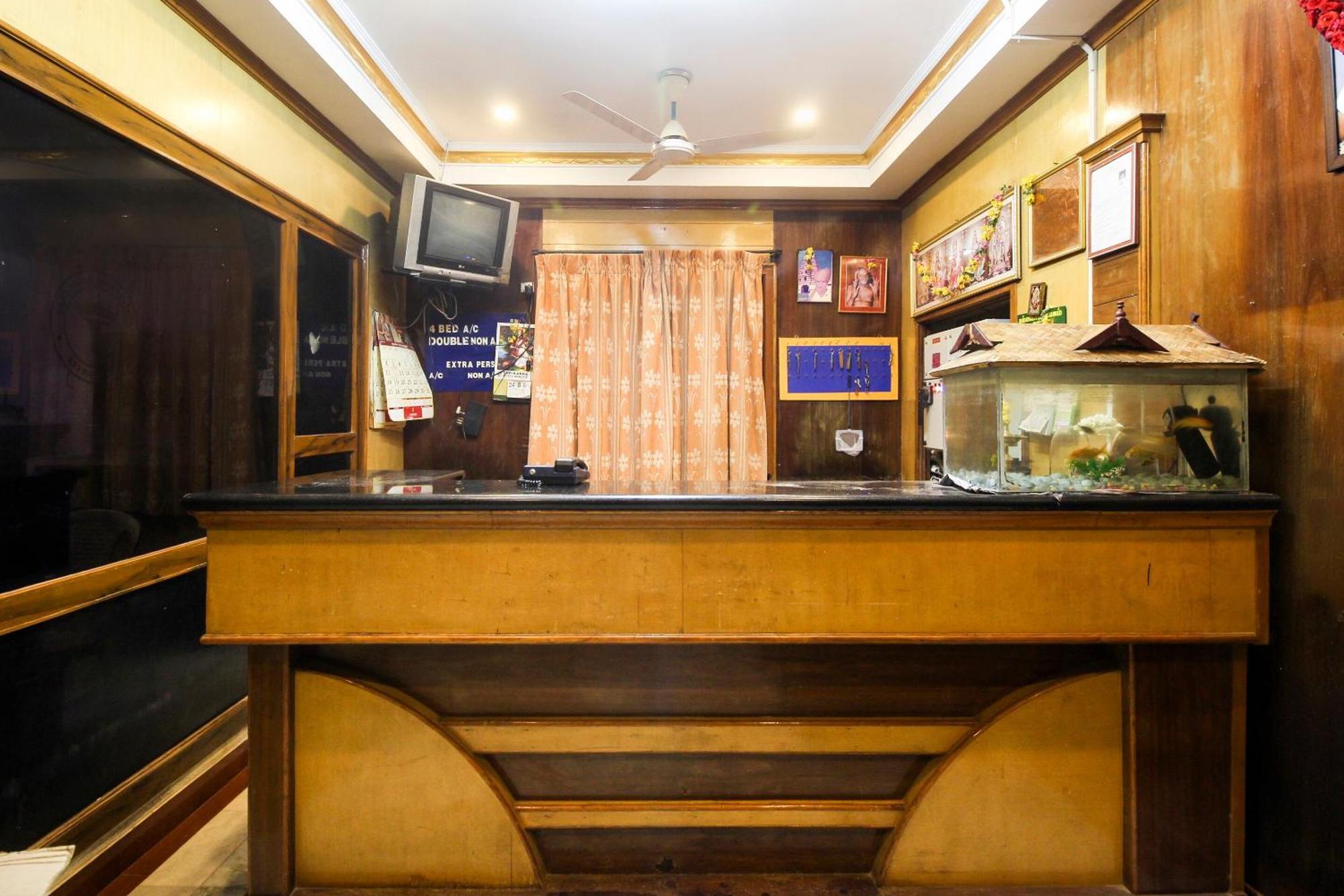 Spot On Jayalakshmi Residency Non Ac Hotel Kovilpatti Bagian luar foto