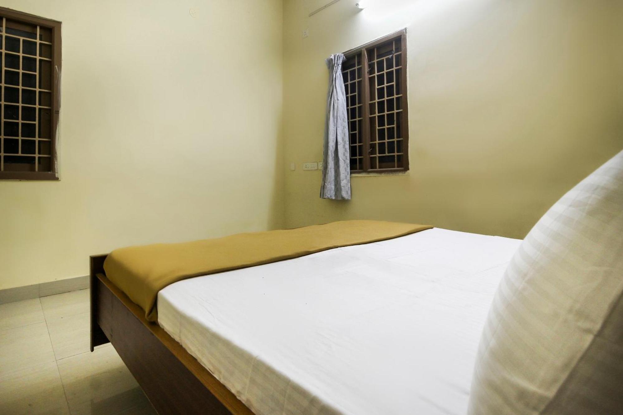 Spot On Jayalakshmi Residency Non Ac Hotel Kovilpatti Bagian luar foto